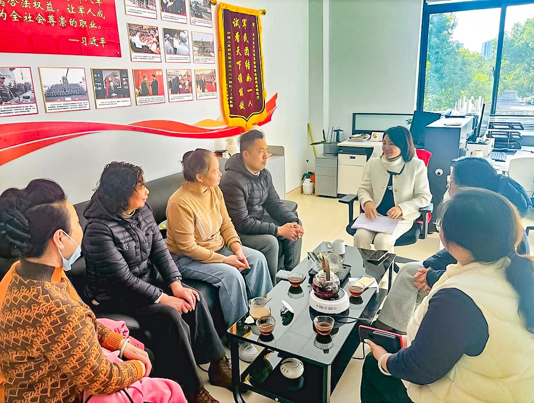 640 (12).png 640 (12).png